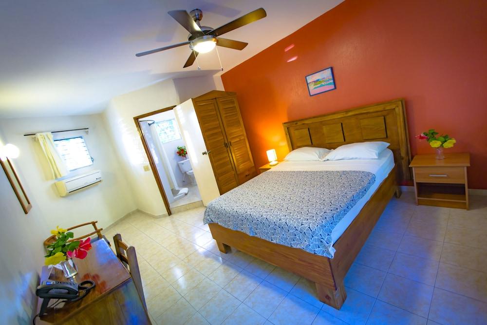 Hotel Restaurant Cyvadier Plage Jacmel Exterior foto