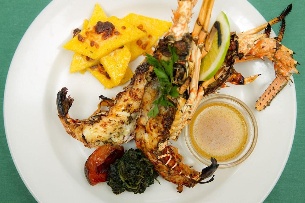 Hotel Restaurant Cyvadier Plage Jacmel Exterior foto
