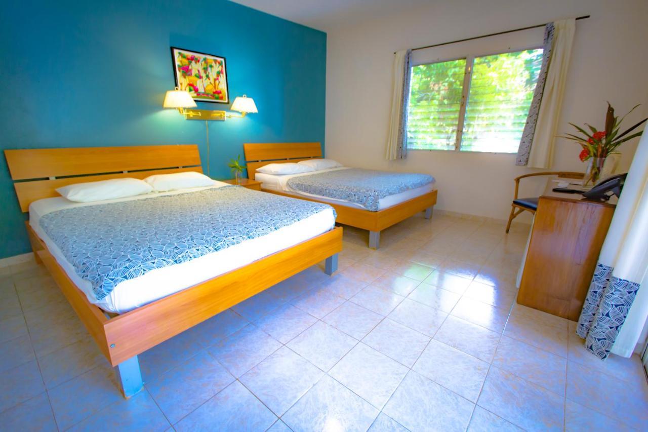 Hotel Restaurant Cyvadier Plage Jacmel Exterior foto