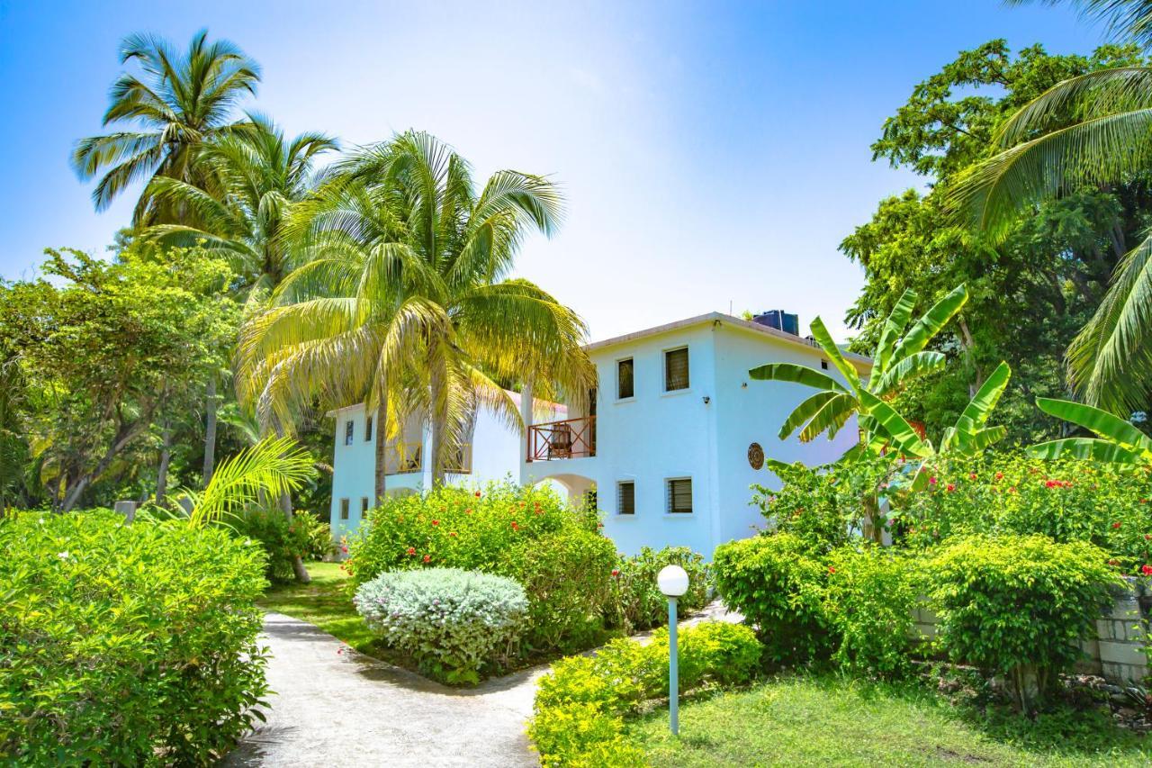 Hotel Restaurant Cyvadier Plage Jacmel Exterior foto
