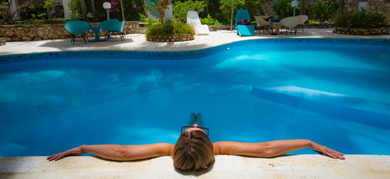 Hotel Restaurant Cyvadier Plage Jacmel Exterior foto