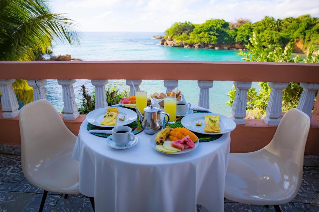 Hotel Restaurant Cyvadier Plage Jacmel Exterior foto